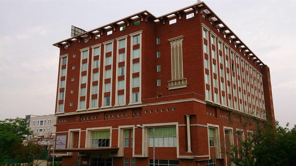 รอยัล ออร์คิด เซ็นทรัล ชัยปุระ พาณีพาร์ค Hotel ภายนอก รูปภาพ