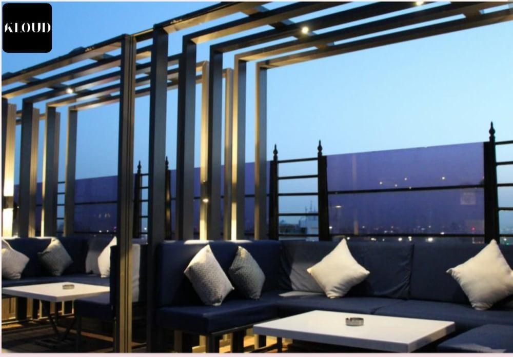 รอยัล ออร์คิด เซ็นทรัล ชัยปุระ พาณีพาร์ค Hotel ภายนอก รูปภาพ