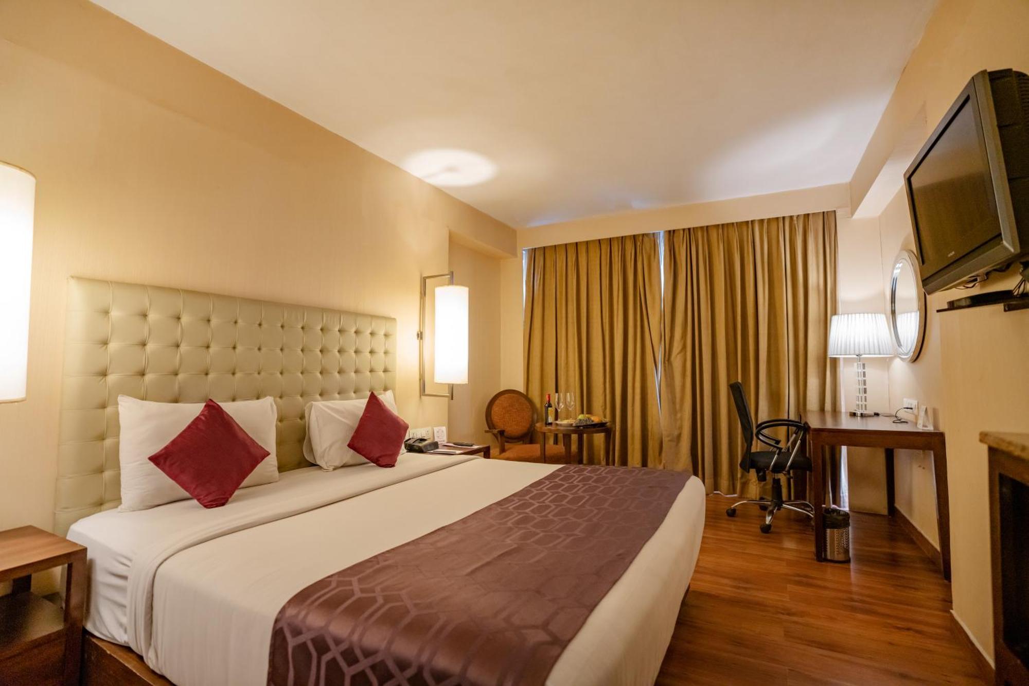 รอยัล ออร์คิด เซ็นทรัล ชัยปุระ พาณีพาร์ค Hotel ภายนอก รูปภาพ