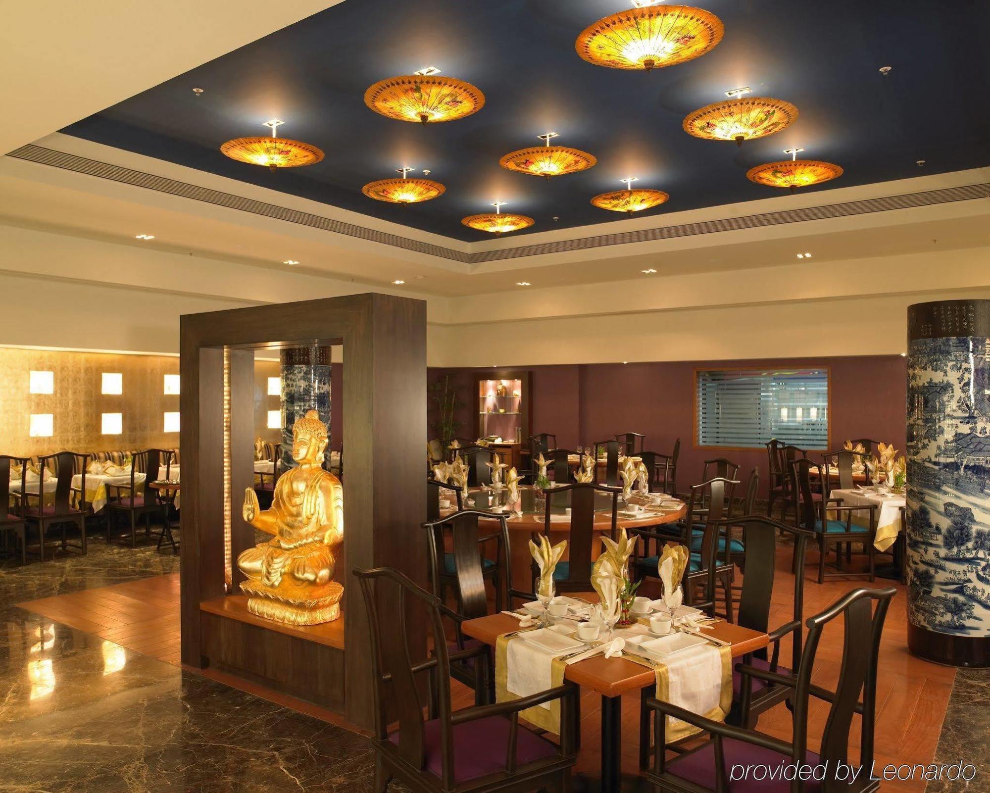 รอยัล ออร์คิด เซ็นทรัล ชัยปุระ พาณีพาร์ค Hotel ร้านอาหาร รูปภาพ
